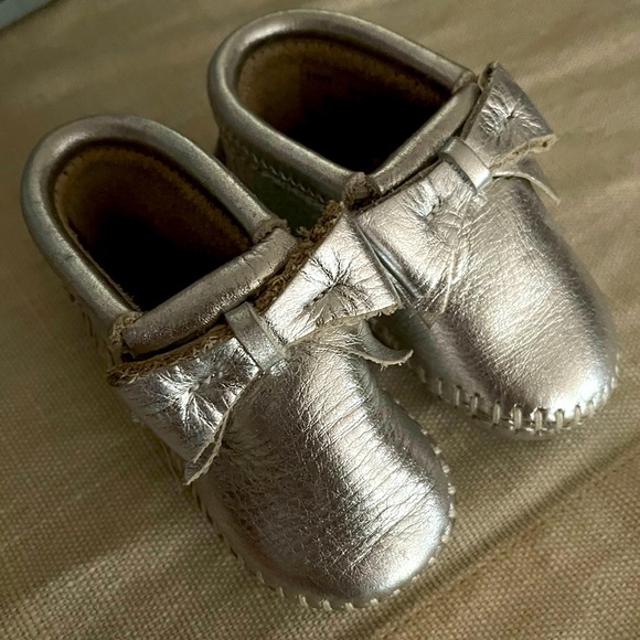 Silver Minnetonka moccasins - Picture 1 of 2